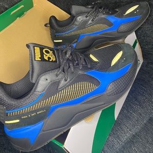 Puma RS-X Toys Hot Wheels Bone Shaker